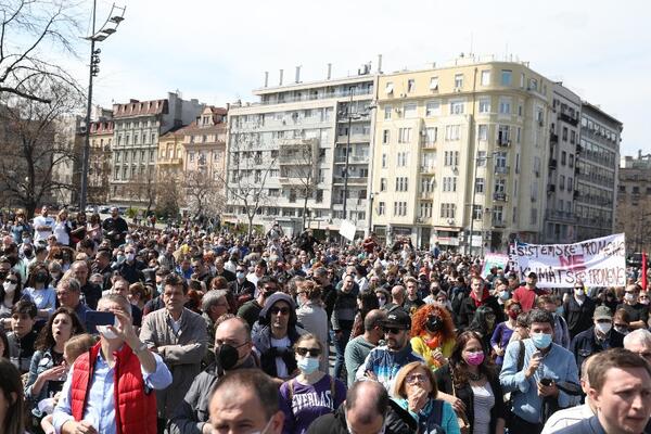 BUKTE EKOLOŠKI PROTESTI U SVETU: Neumorna borba protiv klimatskih promena!