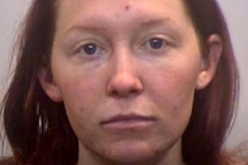 USPAVALA ĆERKICE, A POTOM IH BRUTALNO UBILA: Policajci zaplakali pred JEZIVIM PRIZOROM, ovo je HOROR!