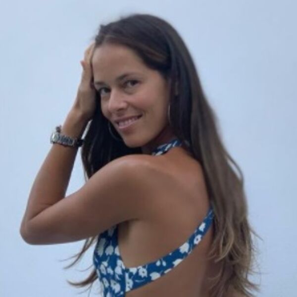 ISPOD ANE 100 ĐAVOLA VIRE! Ani Ivanović svi gledaju u NOGE, Srbi se uhvatili za glavu (FOTO)