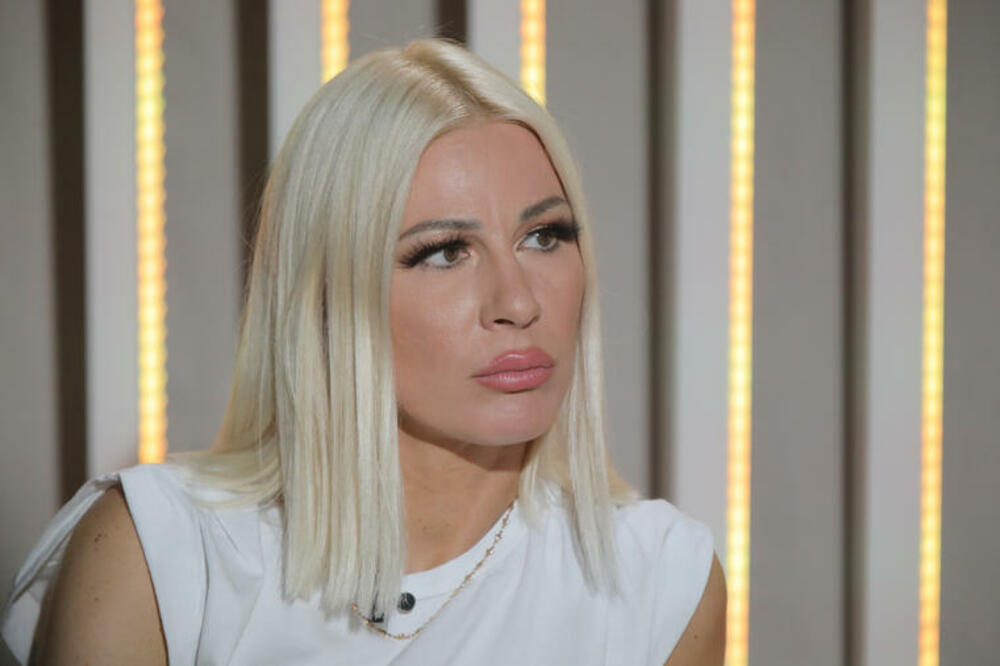 SVI MISLE DA SE VESNA PREZIVA ĐOGANI, A TO JE LAŽ! Kad čujete šta joj stoji u LIČNOJ KARTI, zanemećete