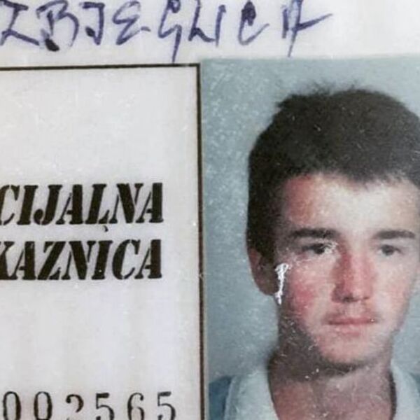 KAO IZBEGLICA JE POBEGAO IZ BANJALUKE, A DANAS JE TEŽAK MILIONE I MILIONE: Prepoznajete li ga? (FOTO)