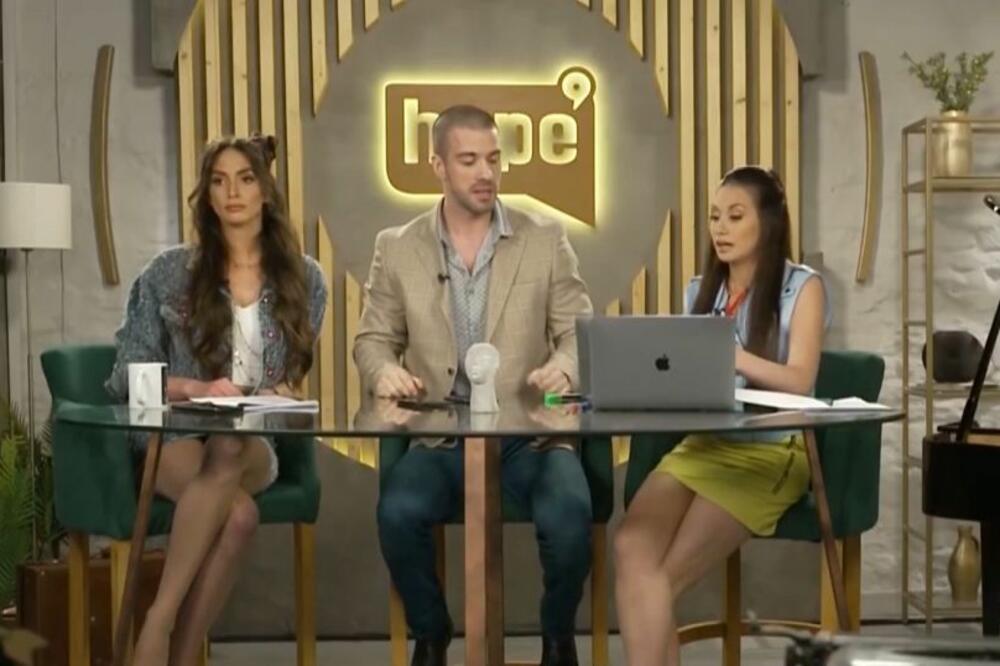 NIXA PONOVO ŠOKIRAO, NE ZNA KO JE KO: U krilu drži sliku PATRIJARHA PAVLA, a zbog opisa je nastao HAOS!