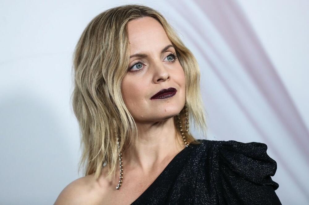 MISLILA JE DA SE NIKAD NEĆE DESITI: Lepa GLUMICA postala majka u 42. godini!