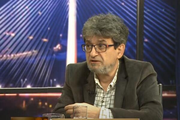 ČUVENI SRPSKI LEKAR UPOZORIO NA VELIKU SKRIVENU OPASNOST OD KORONE: Na ovo dosad niko nije skrenuo pažnju!