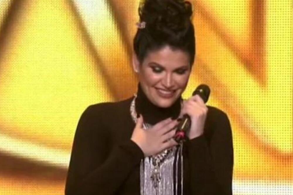 MIKROFON ZAMENILA SALONOM ZA KUĆNE LJUBIMCE: Zvezda Granda usled pandemije pronašla novi posao!