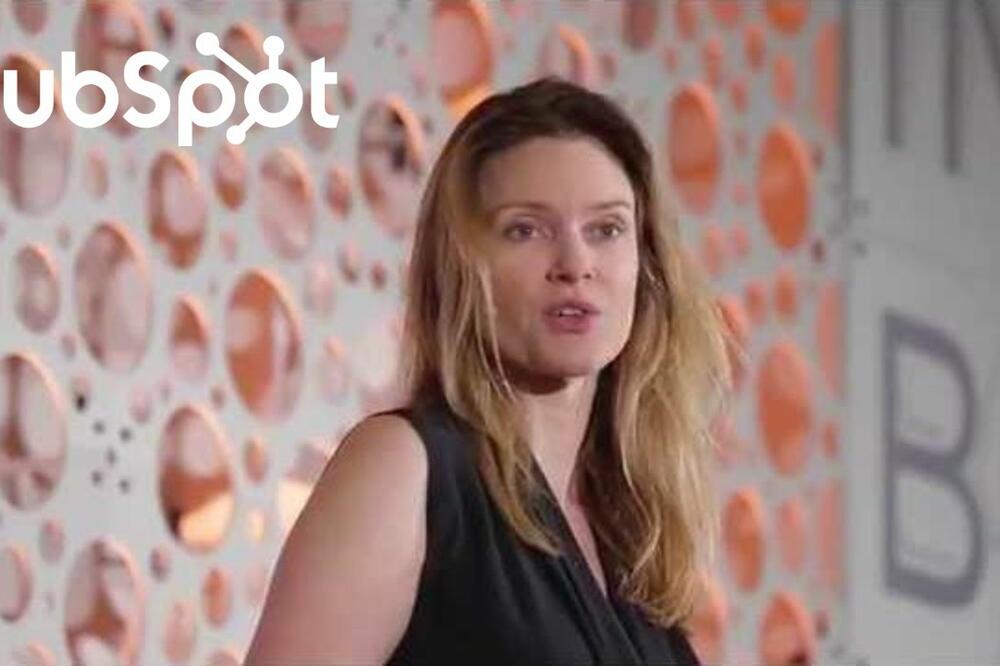 Uništio mi je život i ostavio me bez NOVCA sa petoro dece da bi zaskakao GLUMICE: Progovorila 1. žena Ilona Maska