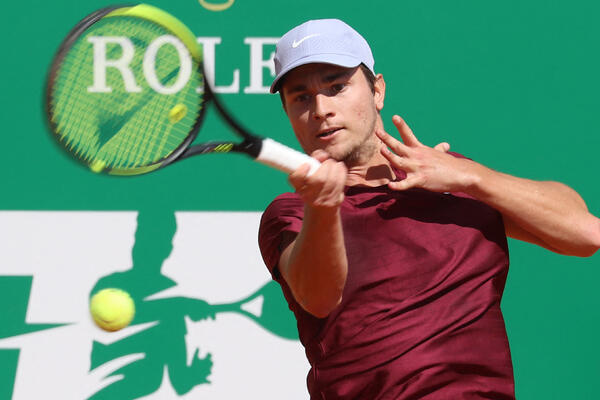 KECMANOVIĆ IZBORIO 2. KOLO: Miomir posle skoro 3 sata borbe savladao Argentinca!