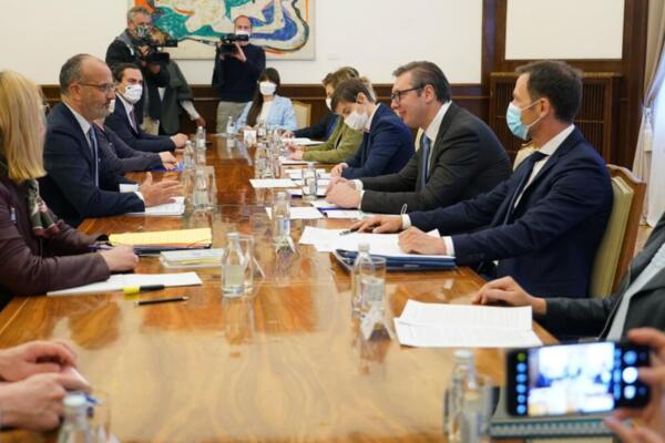 PREDSEDNIK SE SASTAO SA ŠEFOM DELEGACIJE EU! Šta još treba da uradi Srbija kako bi postala članica?