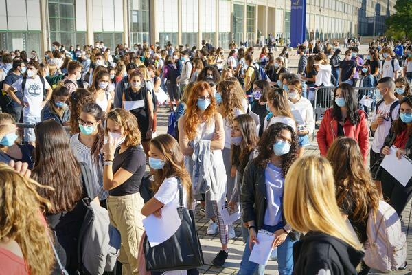 BEOGRAD JEDINI GRAD U SRBIJI SA ČETVOROCIFRENIM BROJEM NOVOOBOLELIH: 8 gradova trocifreno