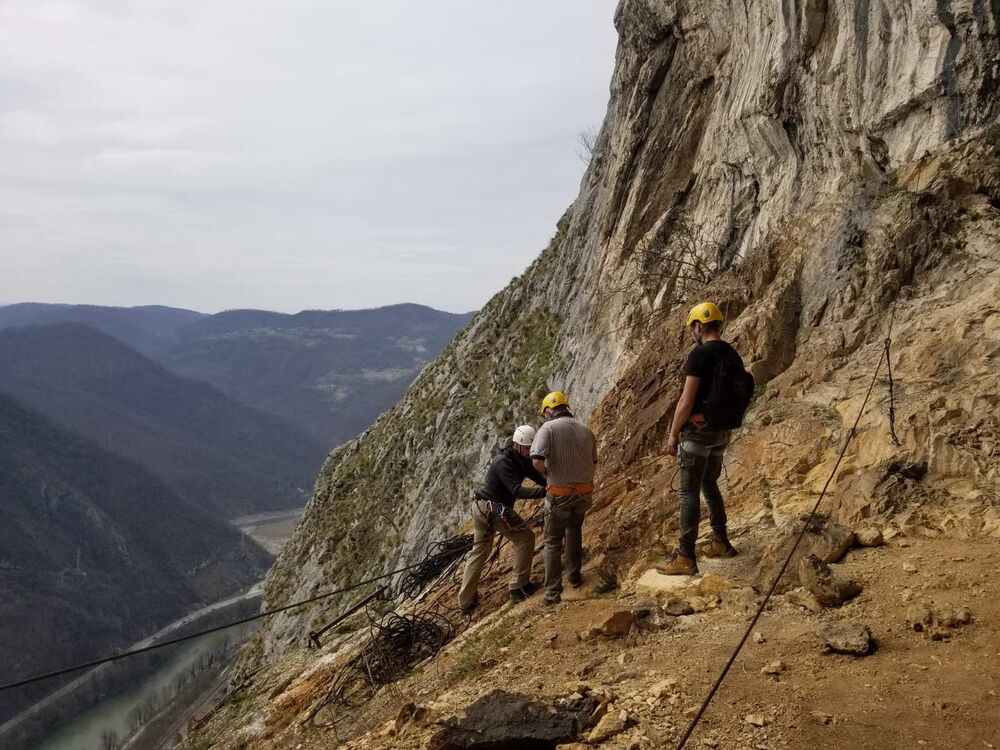 Planinarenje, Planinari, Stene