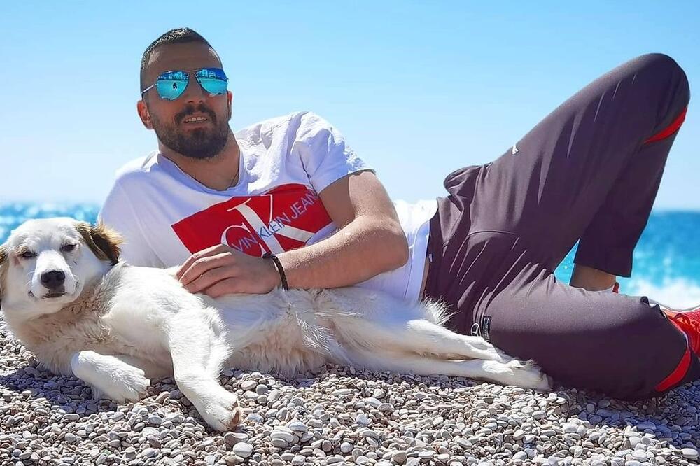 BRUTALNO NAPADNUT VLADIMIR TOMOVIĆ: Nazvali ga ČETNIKOM, morao je HITNO DA REAGUJE! (FOTO)