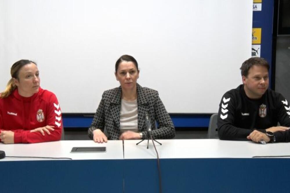 KREĆE NOVO POGLAVLJE: Selektor zadovoljan, rukometašice na visokom nivou dočekuju mečeve protiv Slovačke (FOTO)