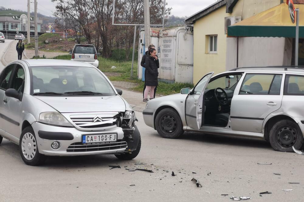 NESREĆA IZAZVANA LANČANIM SUDAROM u Čačku: Do nezgode je došlo prilikom ugljučivanja na GLAVNI PUT (FOTO)