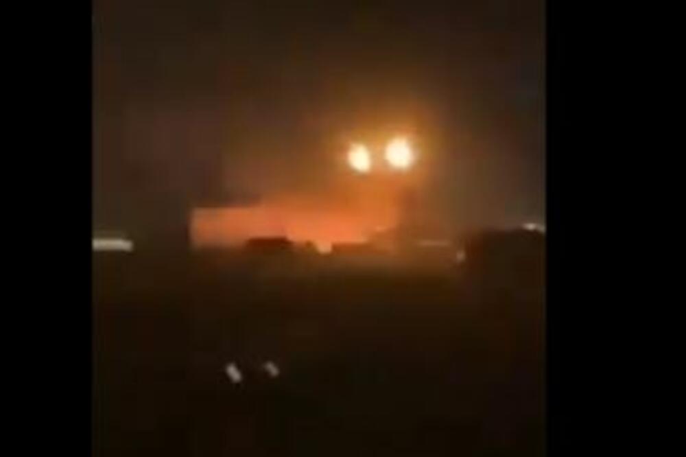 NAPADNUTI AMERIKANCI: Raketiran aerodrom u Iraku (VIDEO)
