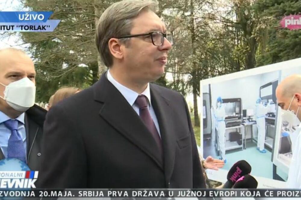 VEOMA ZANIMLJIV TEKST ŠVAJCARSKOG LISTA O VAKCINAMA I VUČIĆU: Dobro ga pročitajte