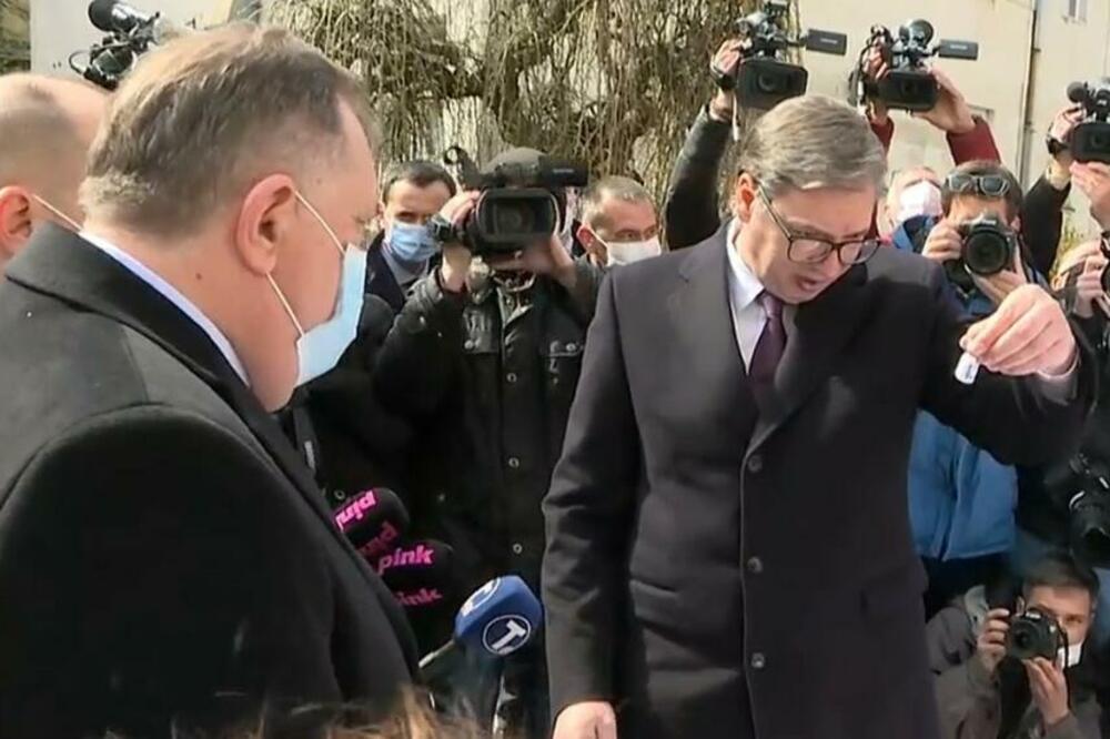 VUČIĆ NA TORLAKU: Prve vakcine protiv virusa korona iz "Torlaka" izaći će između 5. i 10. juna! (VIDEO)