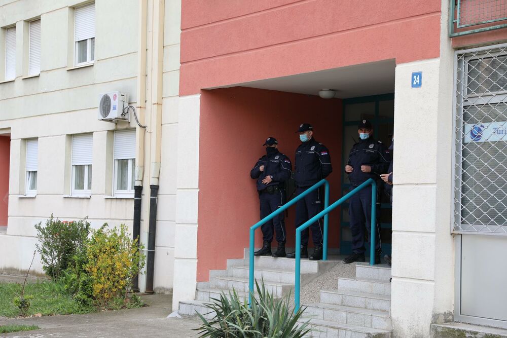 Iseljenje porodice Lalović