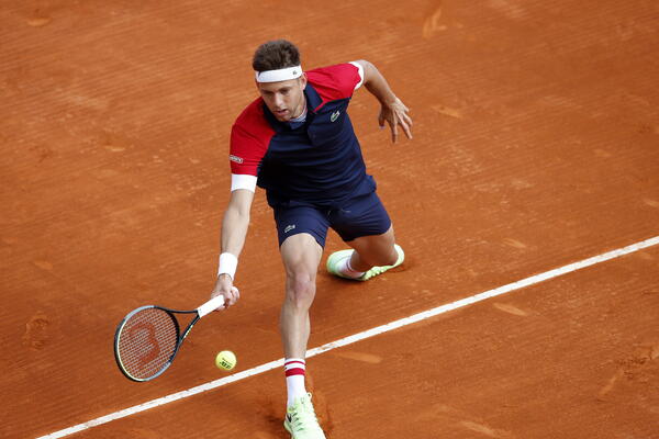 KRAJINOVIĆ U ČETVRTFINALU MINHENA: Jedan Nemac se sklonio, čeka sledećeg!