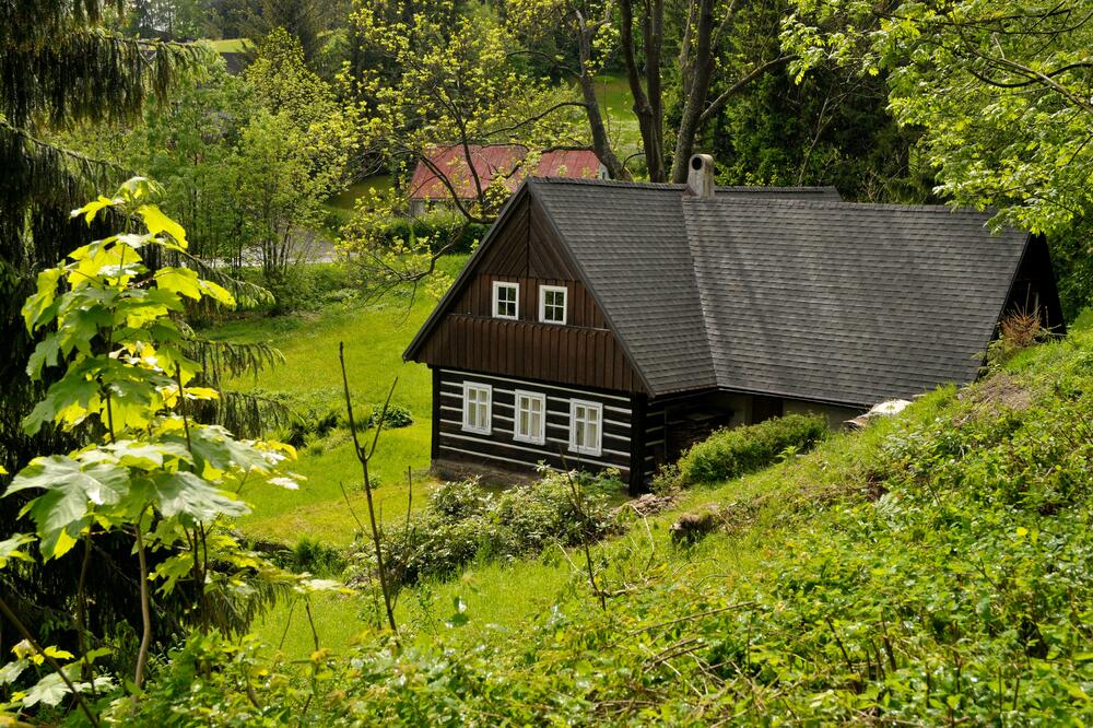 I KOLIBE POSTAJU LUKSUZ: Ovakvu vikendicu više nećete moći naći za 5.000 evra, a evo ŠTA možete očekivati!