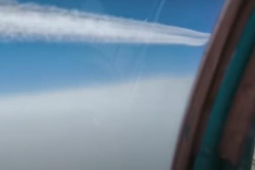 AMERIČKI VOJNI AVION LETEO BLIZU RUSIJE: Rusi momentalno podigli MIG-31 (VIDEO)