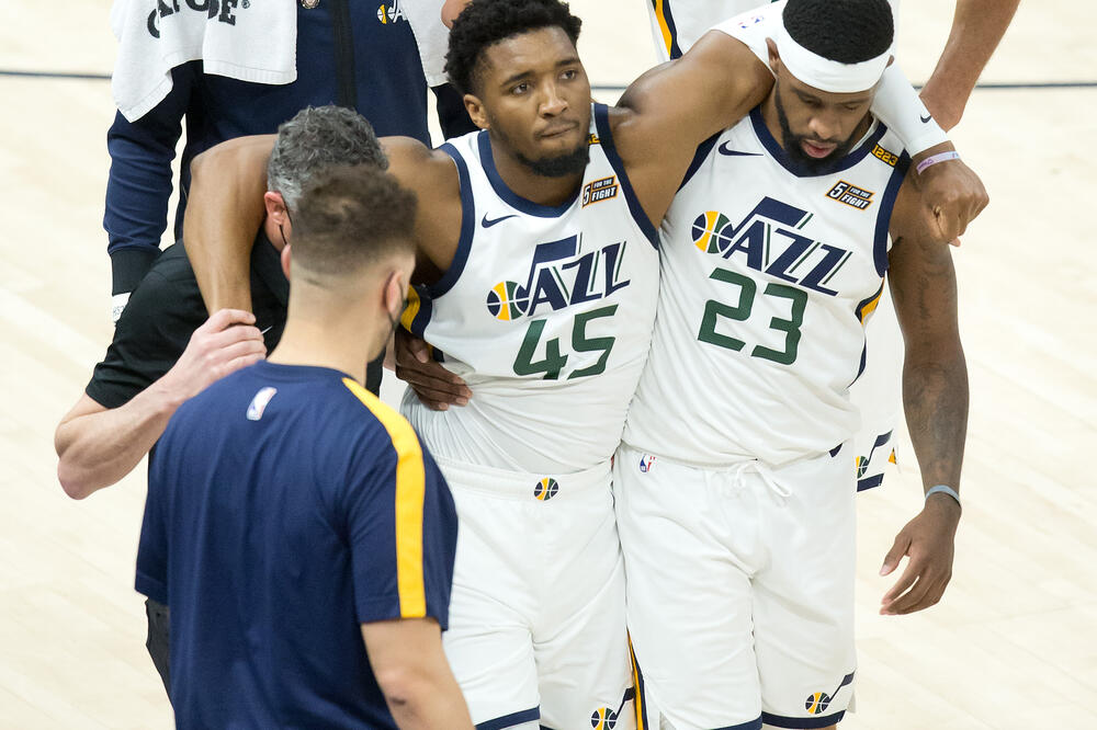 TEŠKA POVREDA NAJBOLJEG IGRAČA NBA LIDERA: Bogdanović sumnja da nije slučajna?!