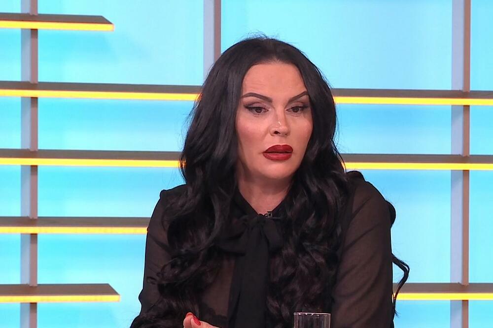 PEVAČICA U JUTARNJEM PROGRAMU PROGOVORILA O CENI SVOJIH USLUGA: Bavi se PROSTITUCIJOM, JAVNOST BESNA zbog toga!