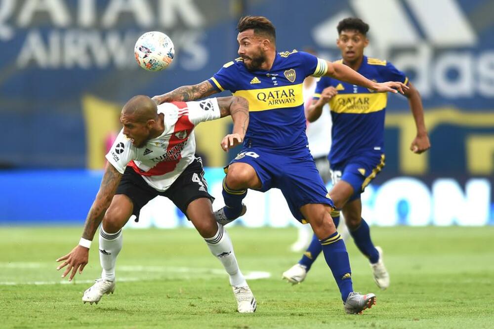 SPASAO IH BEDE: Slavni Argentinac od prve velike zarade kupio kuće svim bližim rođacima!