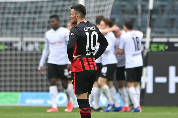 LACIO POBOLJŠAVA PONUDU ZA KOSTIĆA: Rimljani ne odustaju, ali da li će Nemci da popuste?