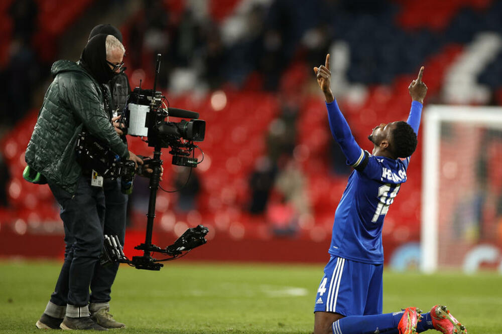 VREDELO JE ČEKATI VIŠE OD POLA VEKA: Ihenaćo poslao Lester u finale FA Kupa! (VIDEO)