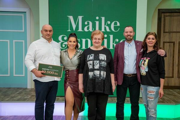 SVEKRVA LJUBINKA POBRALA SVE SIMPATIJE: U njihovoj kući je stalno GRAJA, kao da imaju neki "PRAŠAK ZA SMEH"!