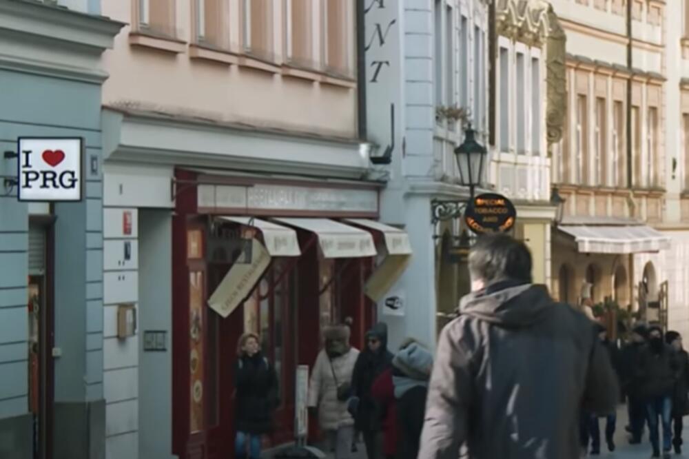 DESILO SE: Ruske diplomate napustile Češku, 18 zaposlenih u ambasadi proterano sa porodicama!