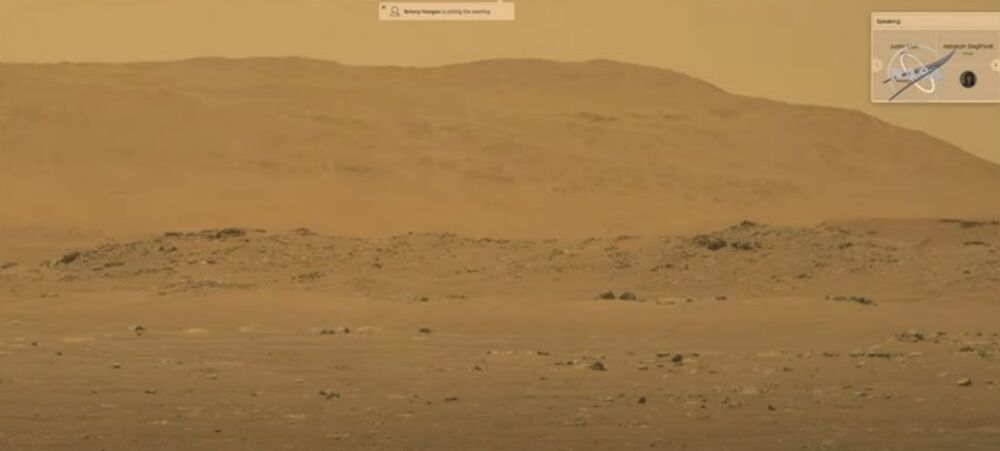 Prvi snimak površine Marsa iz helikoptera