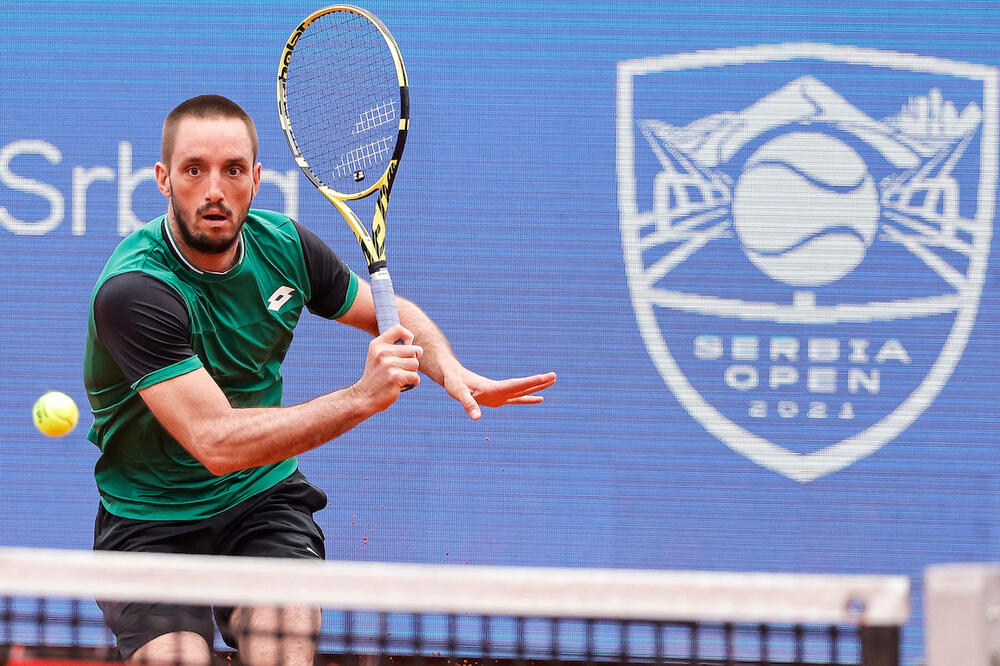 TROICKI USPEŠNO PROŠAO PRVU PREPREKU KA VIMBLDONU: Sledeći na putu ka trećem Gren slemu u sezoni je Nakašima!