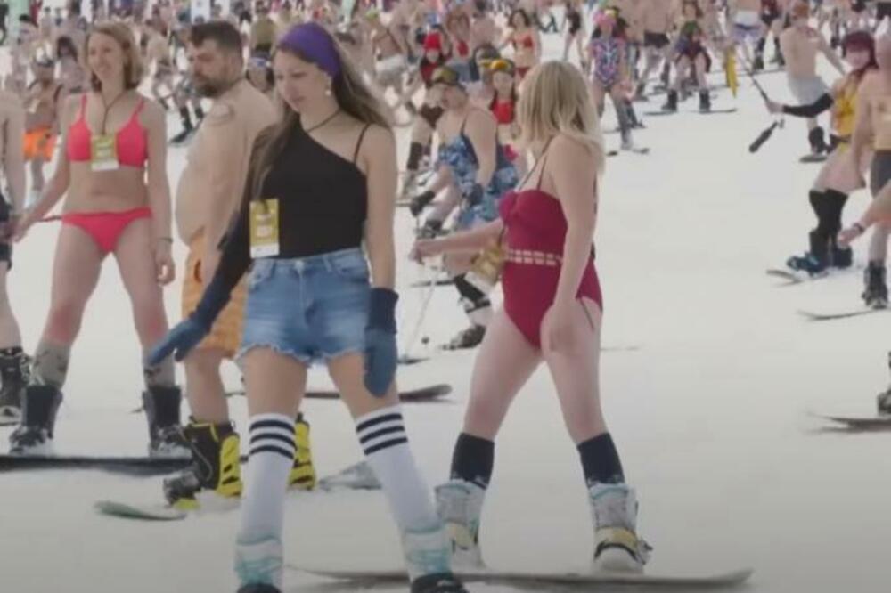 RUSI GOLIŠAVI KLIZAJU PO LEDU, DEVOJKE KAO VATRA: Brutalne su (VIDEO)