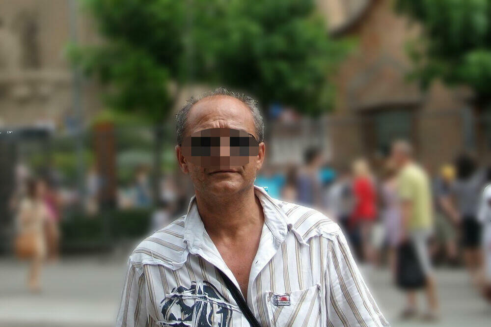 INSTRUKTOR FOLKLORA SLAO VUGLARNE PORUKE UČENICAMA?! Jeziv slučaj kod Paraćina, evo kako je RAZOTKRIVEN I UHAPŠEN!