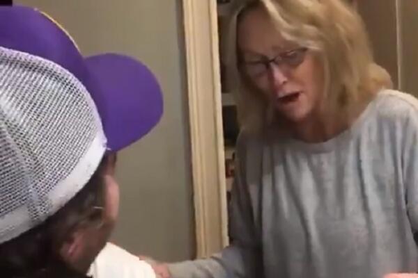 ŽIVELI SU 5 MESECI ODVOJENO NAKON ROĐENJA BEBE: Onda je stigao ZAHTEV muža posle čega je ZANEMELA!