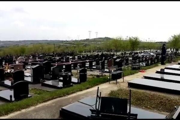 KO JE BOŽIDAR NIKOLIĆ NA ČIJEM GROBU JE RANJEN MLADIĆ? Primio metak u čelo pre 10 godina, svašta se pričalo o njemu