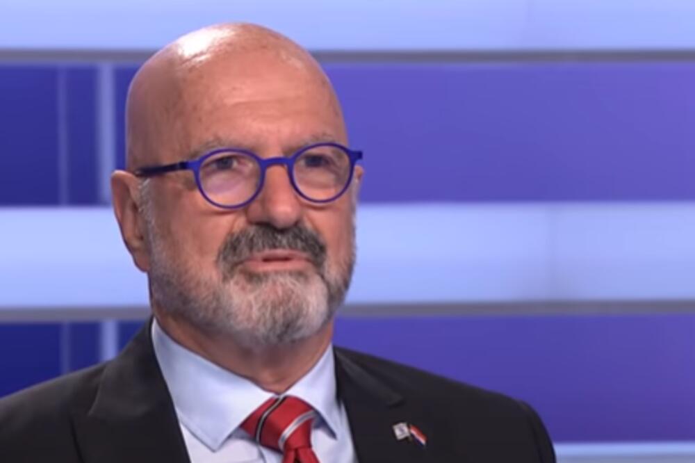 "NE MOŽE ISTOVREMENO BITI I SIMBOL JUNAŠTVA I SIMBOL ZLA": Izraelac oštar po pitanju pozdrava "ZA DOM SPREMNI"!