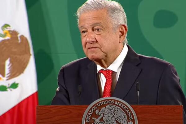 PREDSEDNIK MEKSIKA SE VAKCINISAO: Obrador primio AstraZeneku!