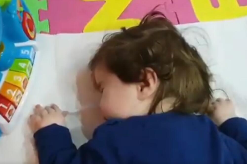 ''LJUDI, ZAISTA NAM JE POTREBNA VAŠA POMOĆ!'' Srceparajući prizor, ovde se vidi SVA PATNJA MALOG GAVRILA! (VIDEO)