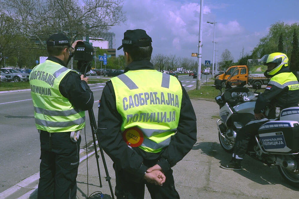 JUŽNOBAČKI OKRUG: Pripadnici saobraćajne policije za dan otkrili 296 saobraćajnih prekršaja, jedan vozač ZADRŽAN