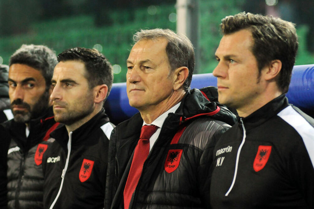 BIZARNO - ALBANCI UHODILI ITALIJANA: Oduzeli mu diplomatski pasoš, a on ih odveo na Evropsko prvenstvo!