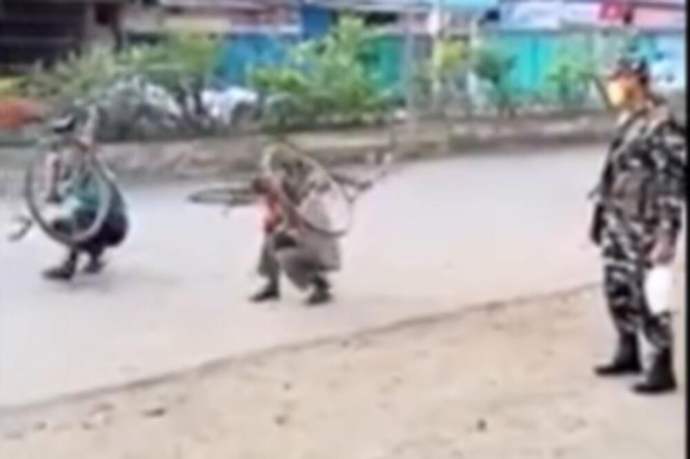 IZAŠLI NA ULICU ZA VREME POLICIJSKOG ČASA: Vojnik ih kaznio na neverovatan način! (VIDEO)