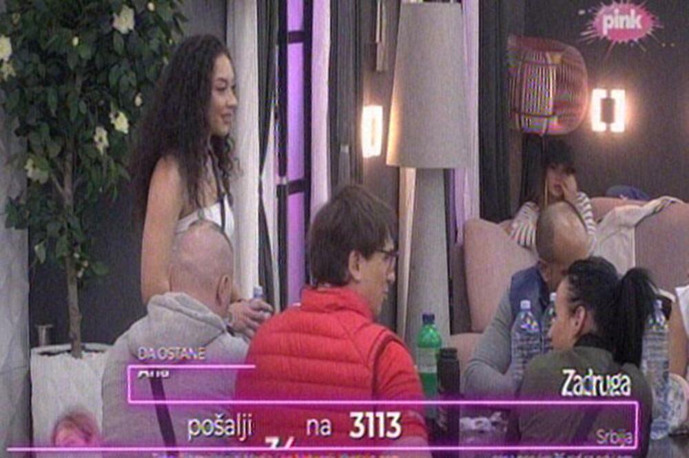 NEZAUSTAVLJA SE, REŠENA DA SVE OBELODANI! PAULA SE OKOMILA NA FRANA: "Ne znate ko je on"!