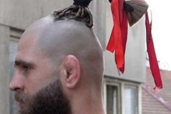 IZGLEDA KAO STRAŠNI TONG PO: Čuveni MMA borac šokirao izgledom pred veliki UFC ivent! (FOTO)