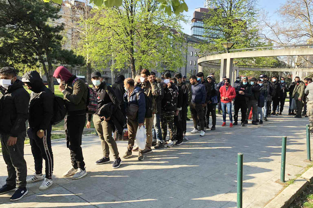 NAKON PREVRNUTOG ČAMCA U ZAPADNOJ SAHARI STRAHUJU: Sumnja se da su 42 osobe izgubile život!