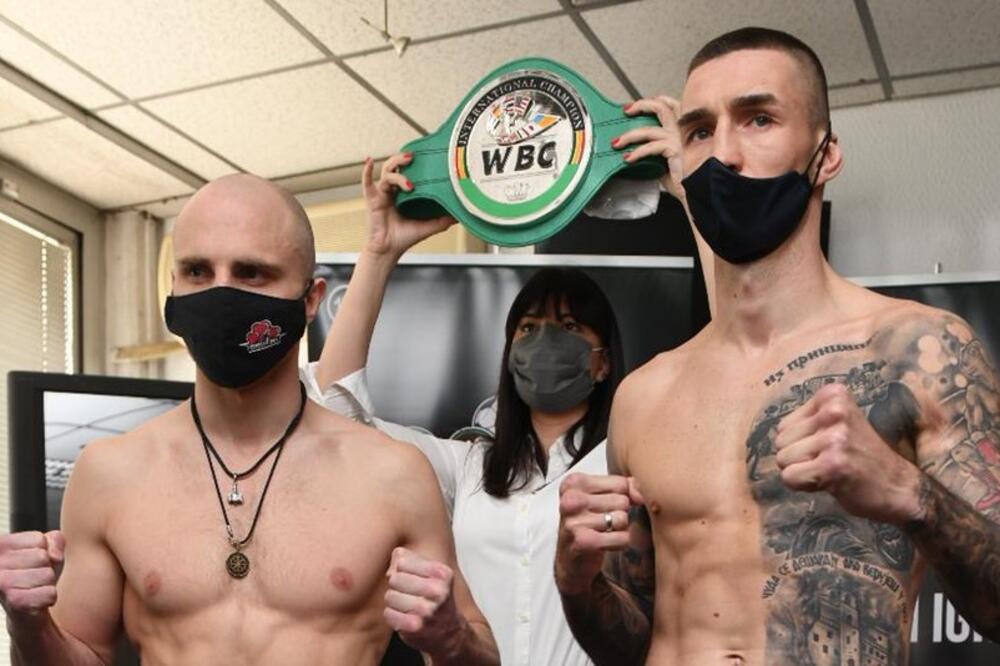 IZ TABORA CRVENO-BELIH U ŽESTOKU BITKU: Nikolić nanišanio WBC silver titulu! (Video)