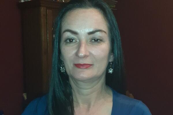 NESTALA NADA KUKOLJ IZ ŠAPCA: Majka je 2 ćerke, a poslednji put je viđena da nosi CRNU JAKNU I BELU TORBU! (FOTO)