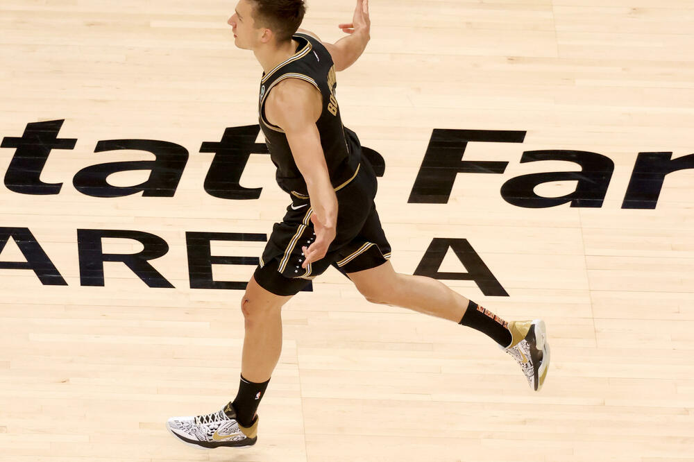 BOGDAN NASTAVIO DA REŠETA ZA ATLANTU! Hoksi pobedom nad Vašingtonom obezbedili plej of (VIDEO)