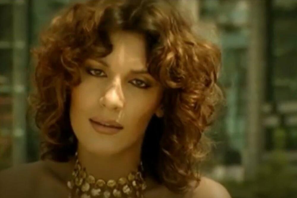 MNOGI SU JE SMATRALI SRPSKOM VITNI HJUSTON, POVUKLA SE ODJEDNOM: Radila je na kruzerima, a tek da je vidite sada!